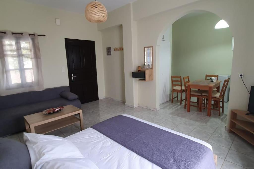 Apartmán Cosy Messaria Mesaria Exteriér fotografie